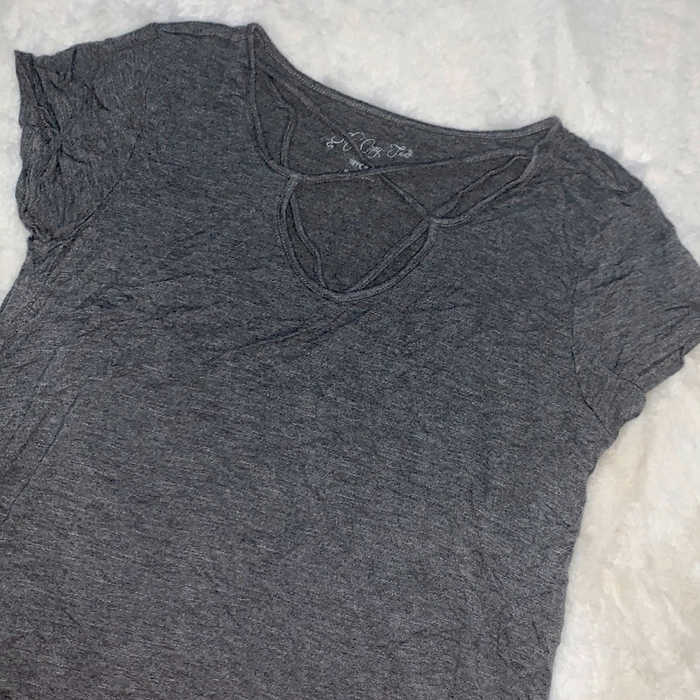 The cozy tee by hippie rose, like new